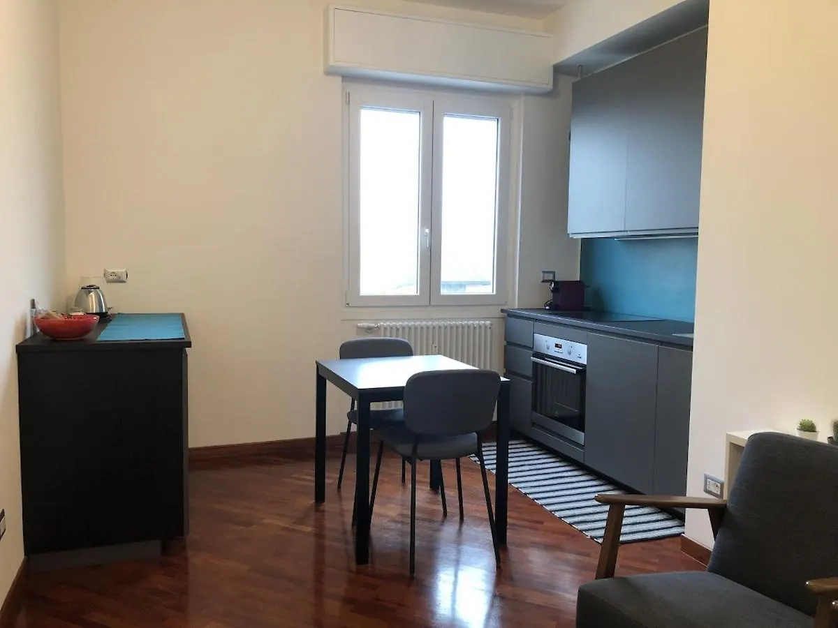 Bilocale Per Visitare La Citta,Concerti E Partite Apartment Milan
